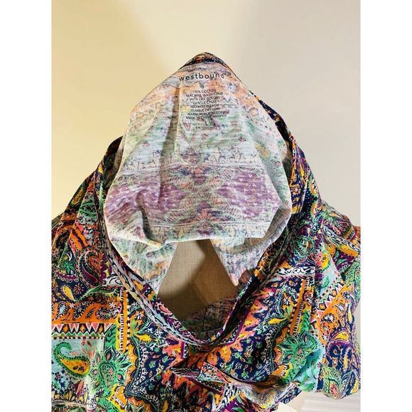 STUNNING! Ladies PATCH BATIK pullover top(90) - Picture 4 of 10